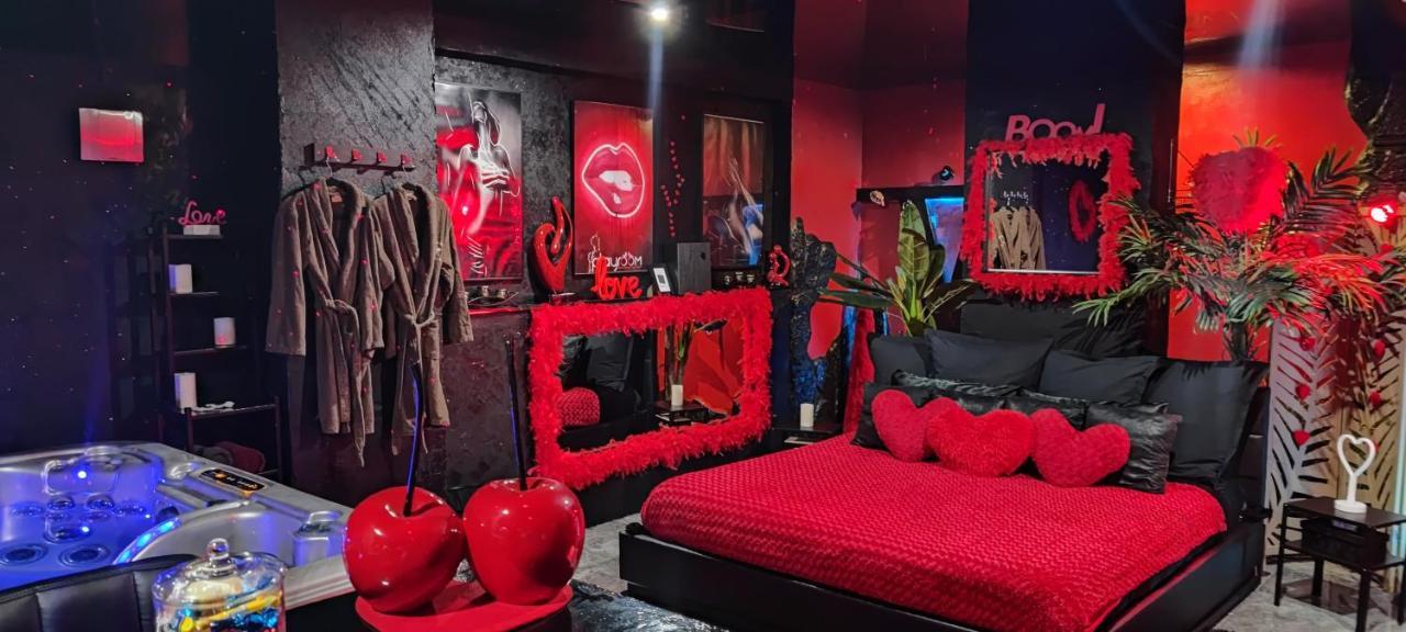 Loft Romantique Hammam Spa Privatif Playroom Grenoble Exterior photo